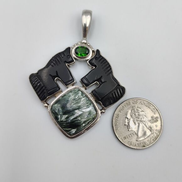 Vintage Sajen Sterling Silver 925 Carved Horse Onyx Seraphinite Peridot Pendant - Picture 14 of 14